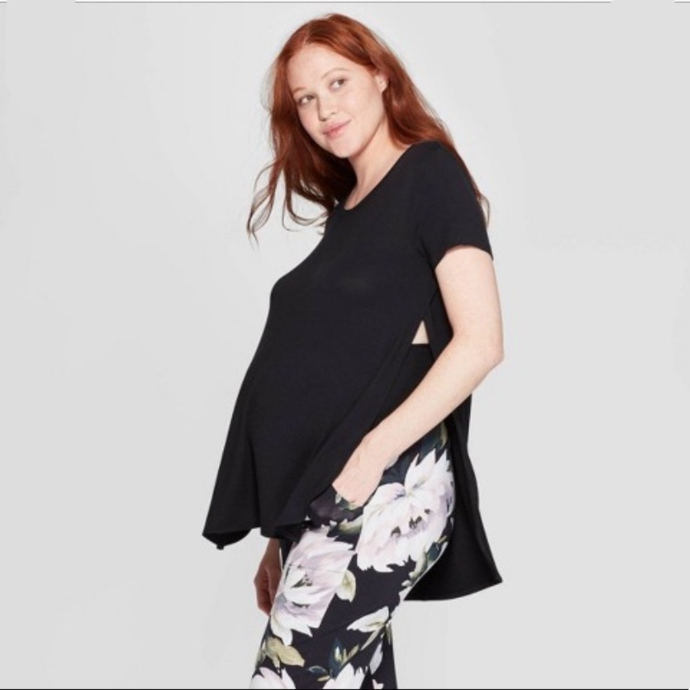 Women’s soft nursing tunic- M